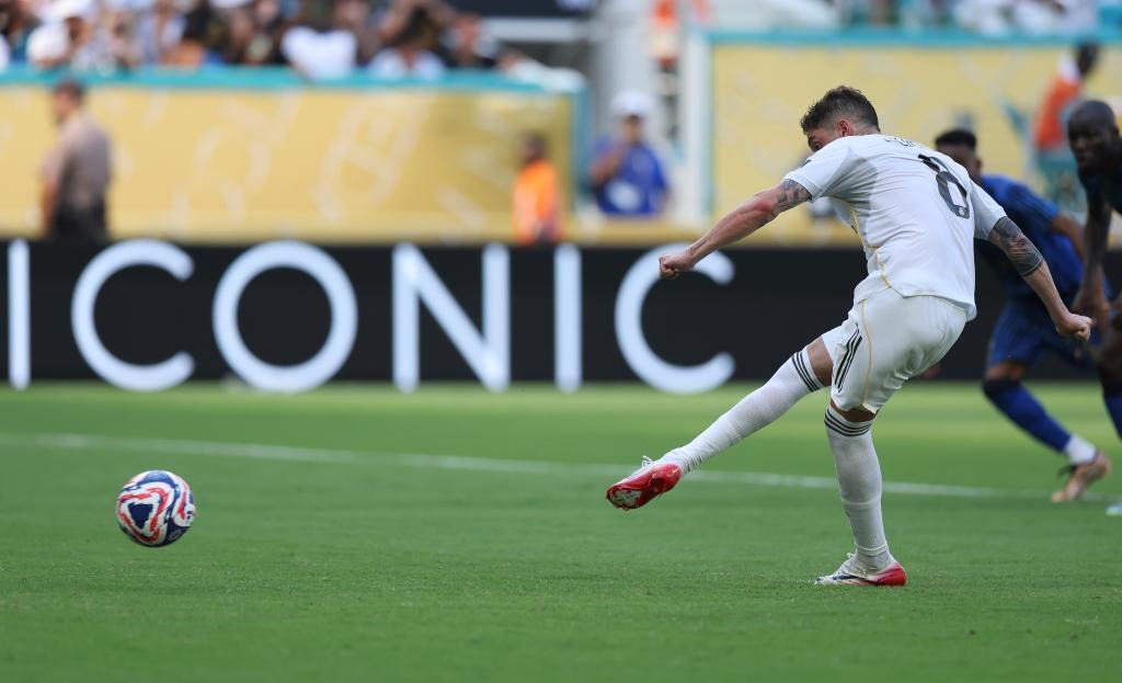 [台球]丁俊晖温情安慰唐纳森